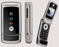 W220 Motorola 65k Colour Flip FM Radio Stereo Headset